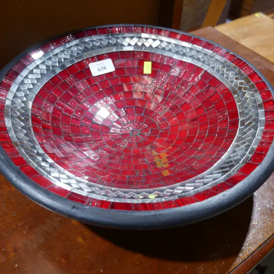 Tiled red bowl