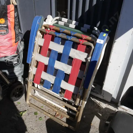 Folding outdoor chairs