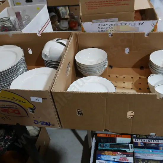 Hutschenreuther dinnerware