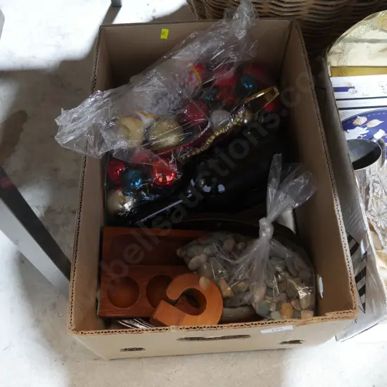 Xmas decorations etc