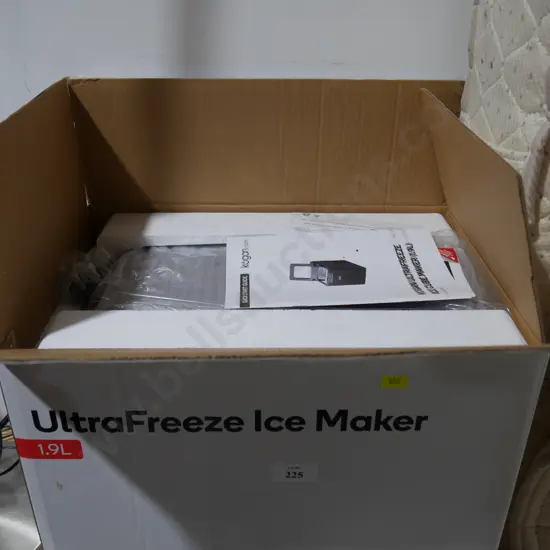 Ultra freeze ice maker