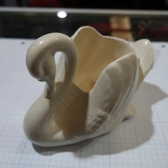 Crown Lynn small swan