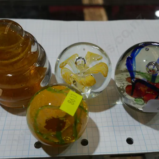 4 glass paperweights