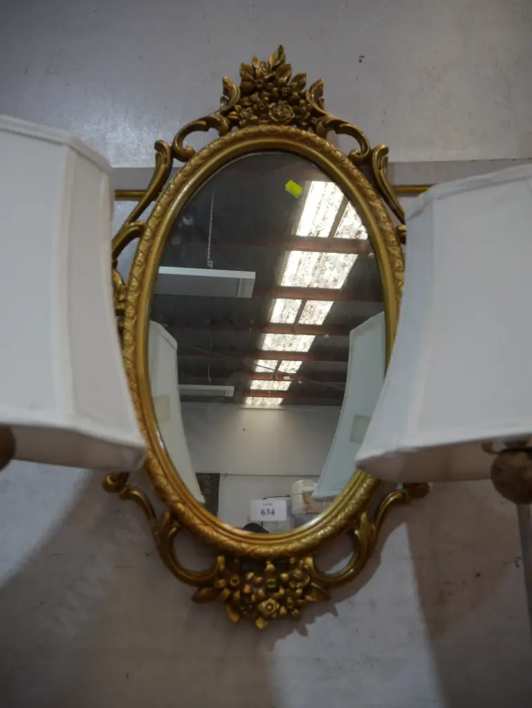 Gilt frame mirror Image 1++