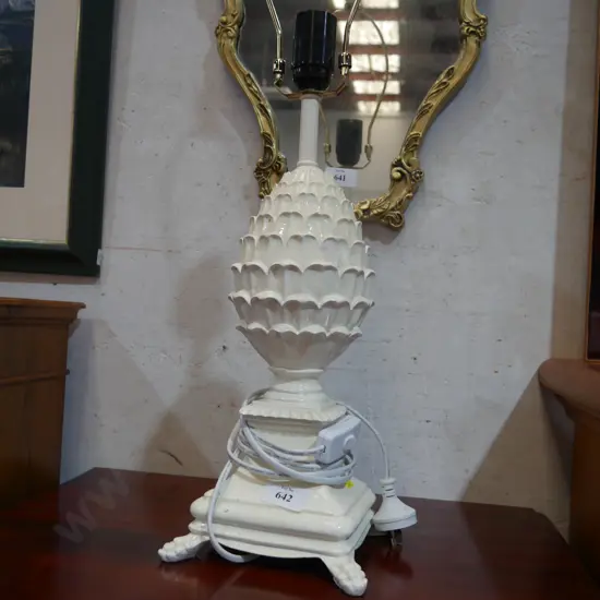 Table lamp