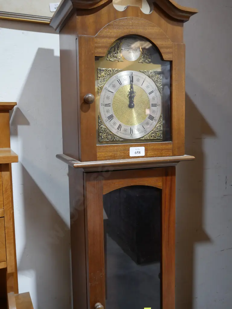Grandmother clock Image 1++