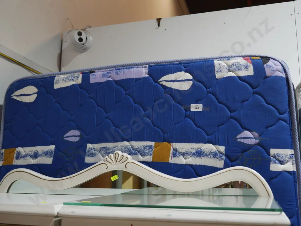 Single bed Image 1++