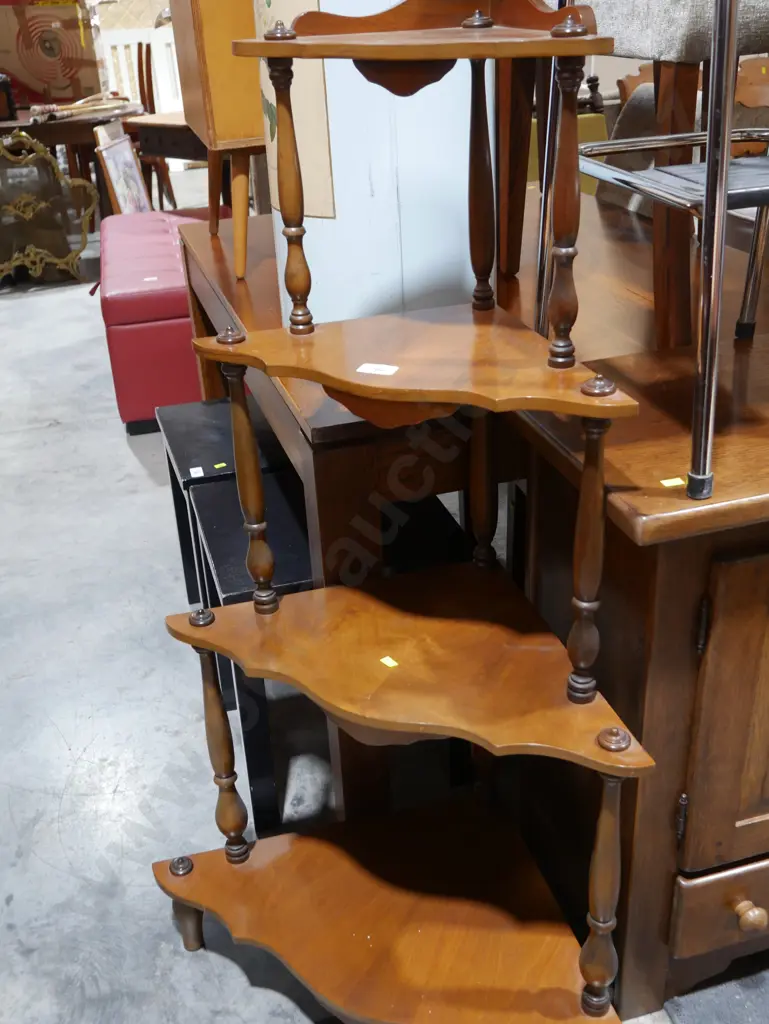 Corner whatnot Image 1++