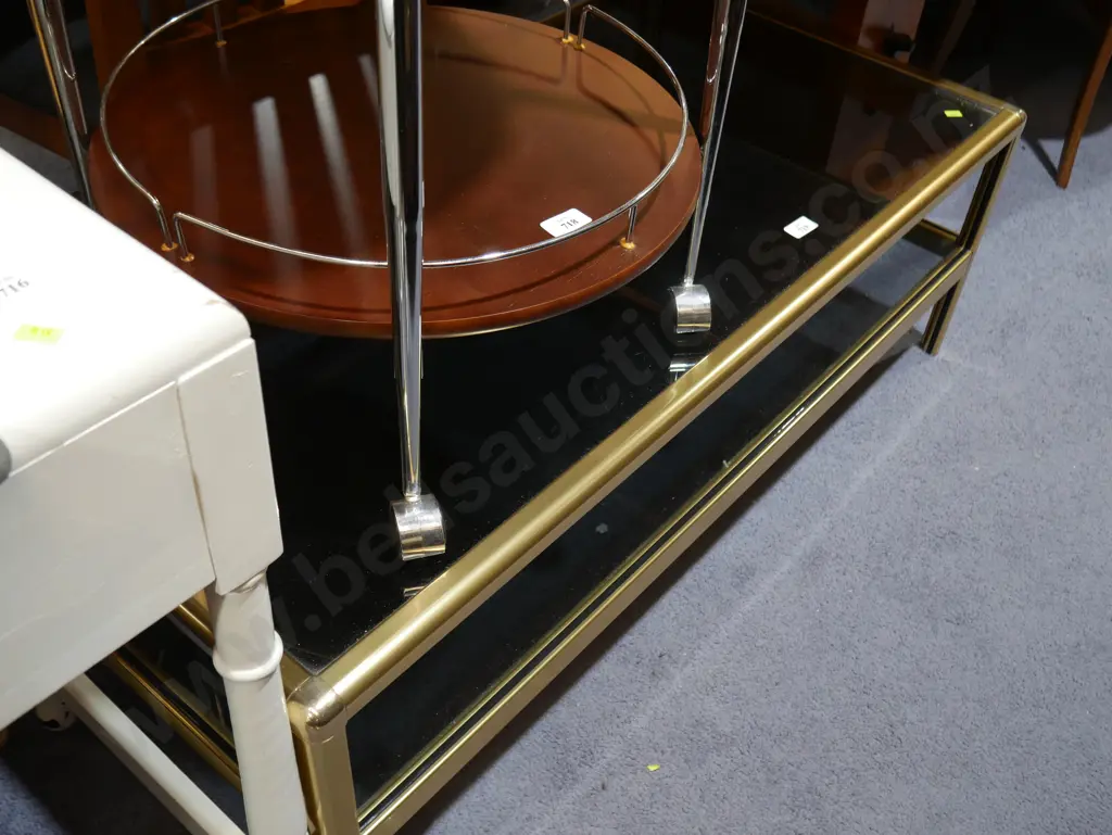 Coffee table Image 1++