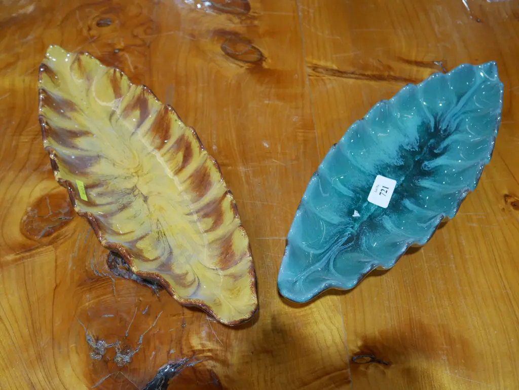 2 Blue Mountain dishes Image 1++