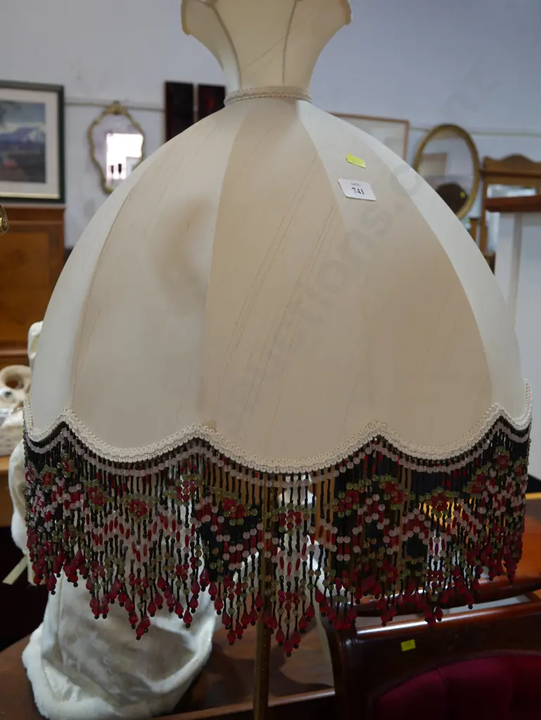 Brass standard lamp Image 1++