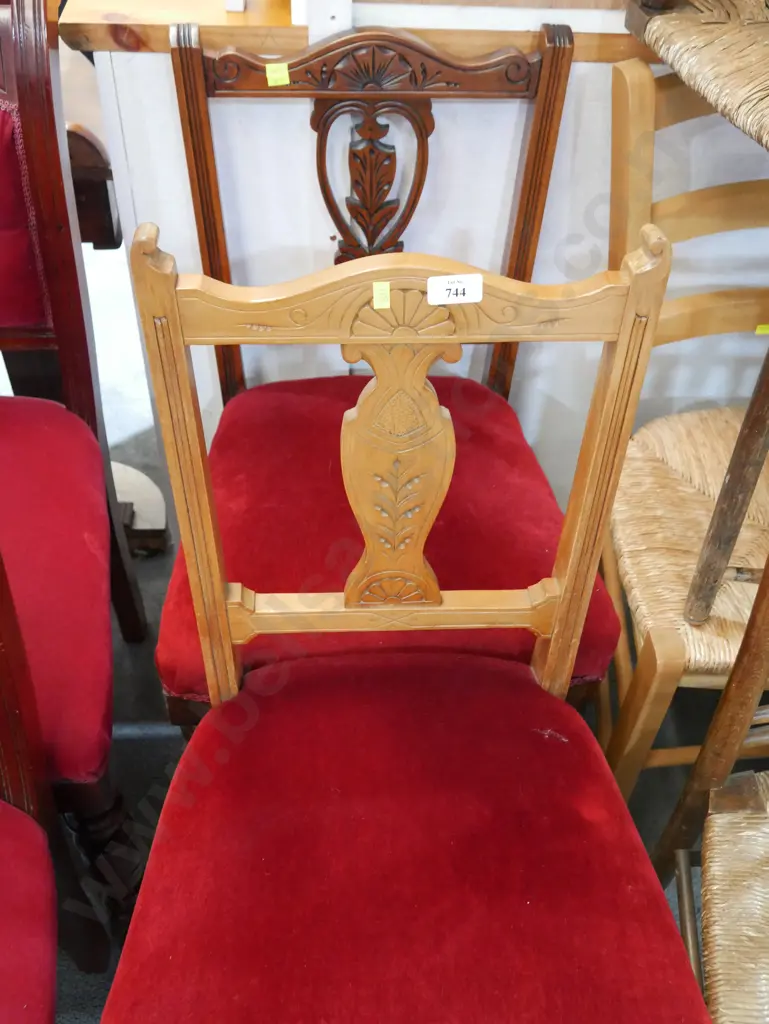 2 dining chairs Image 1++