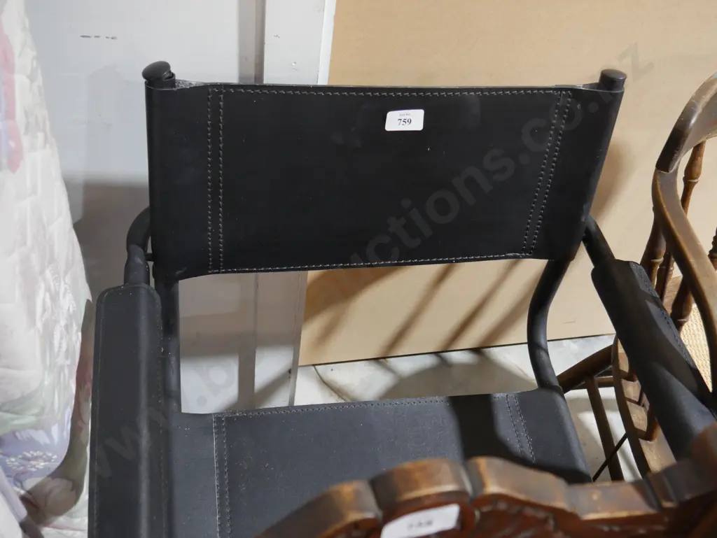Directors chair Image 1++