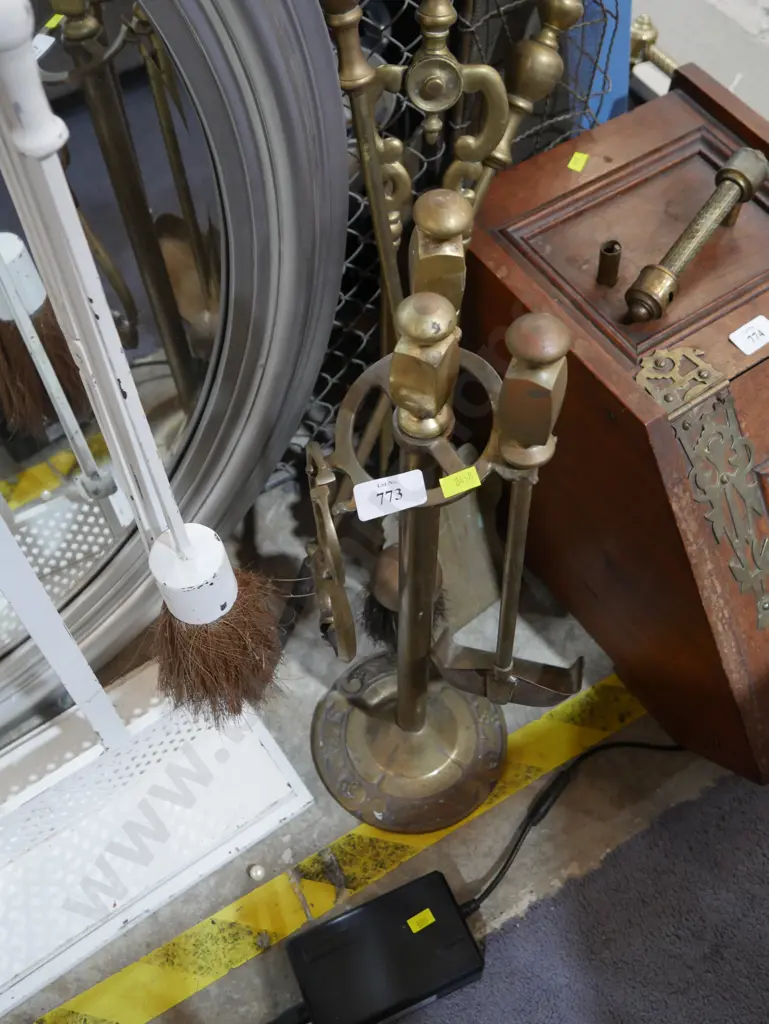 Brass fire tools Image 1++