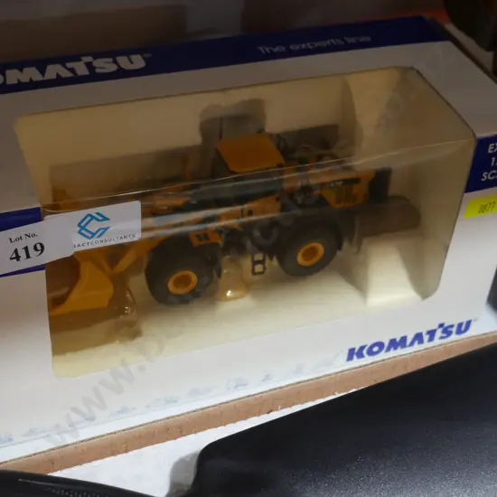 Komatsu wheel loader toy