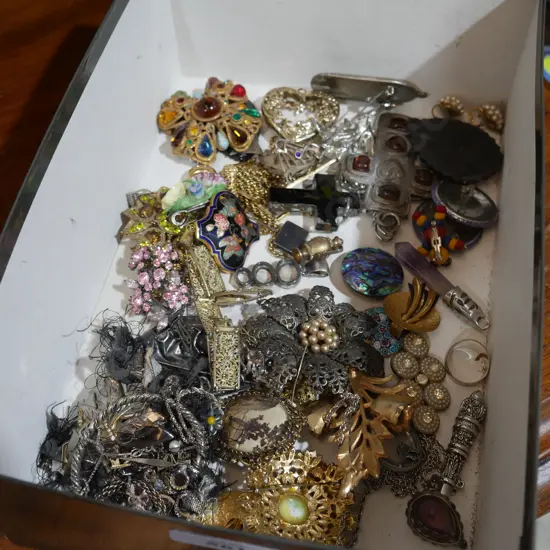 Brooches etc