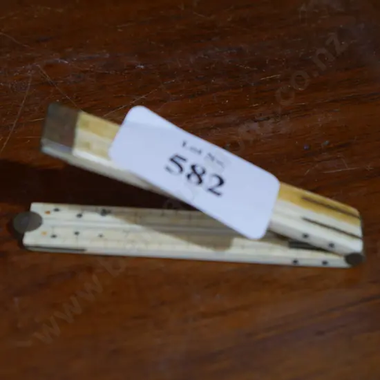 Ivory ruler