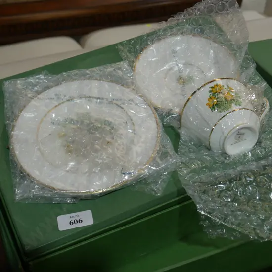 2 Royal Worcester The Wild Flowers of Britain trios