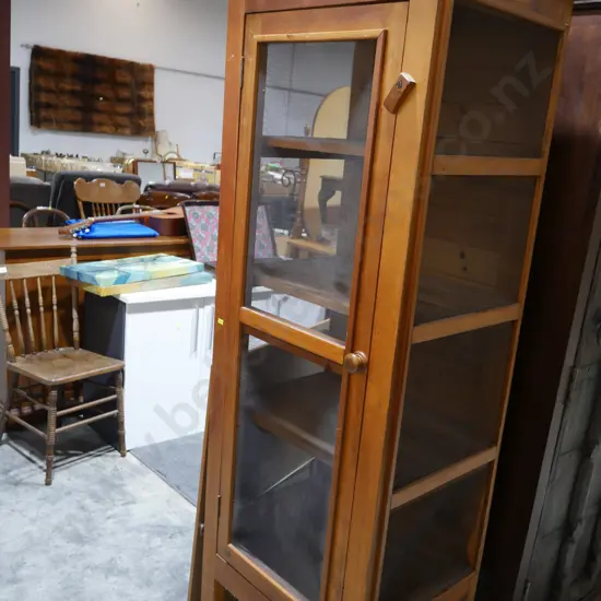 Display cabinet