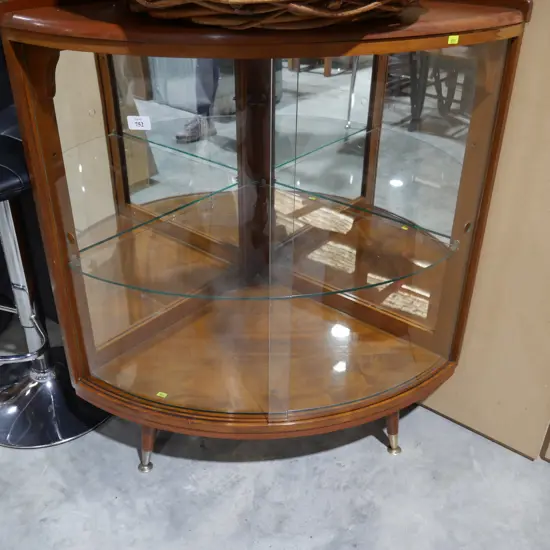 Glass cabinet