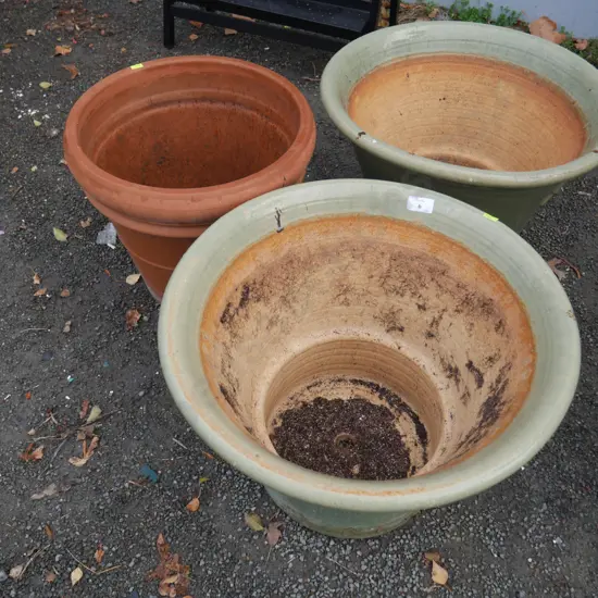 3 plant pots