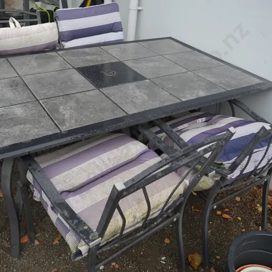 Outdoor table and 4 chairs