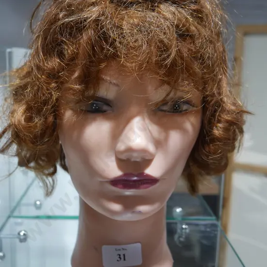 Mannequin head