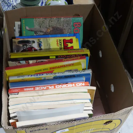 Children's annual books