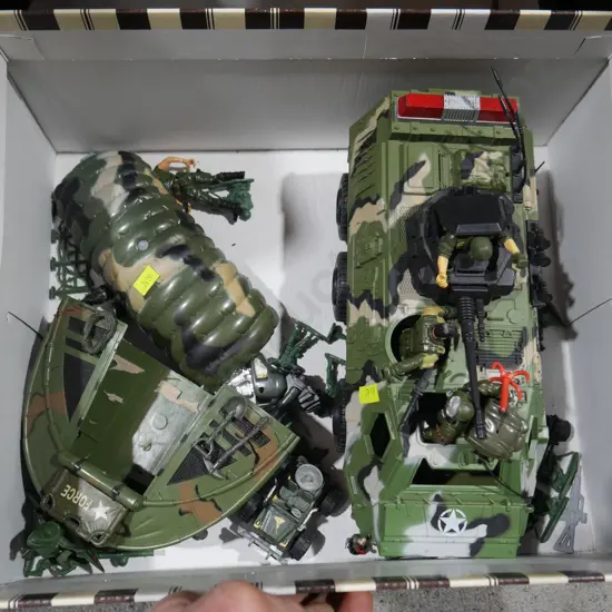 Military toy truck