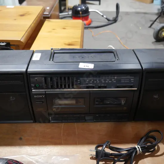Sony tape radio player