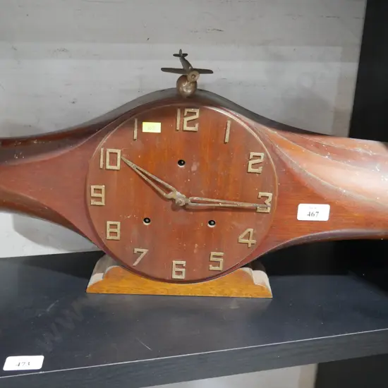 Propeller clock
