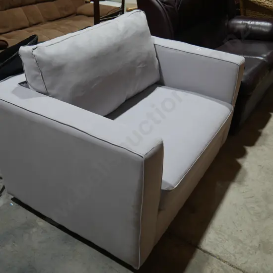 Large arm chair fold out single bed