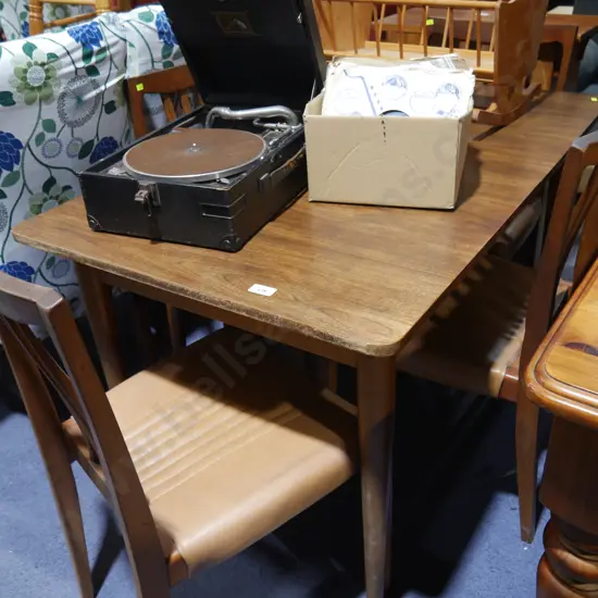 D/table and 4 chairs