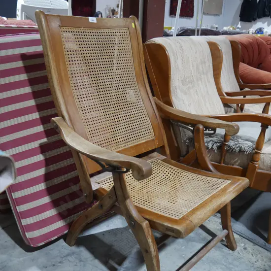 Folding wooden chair