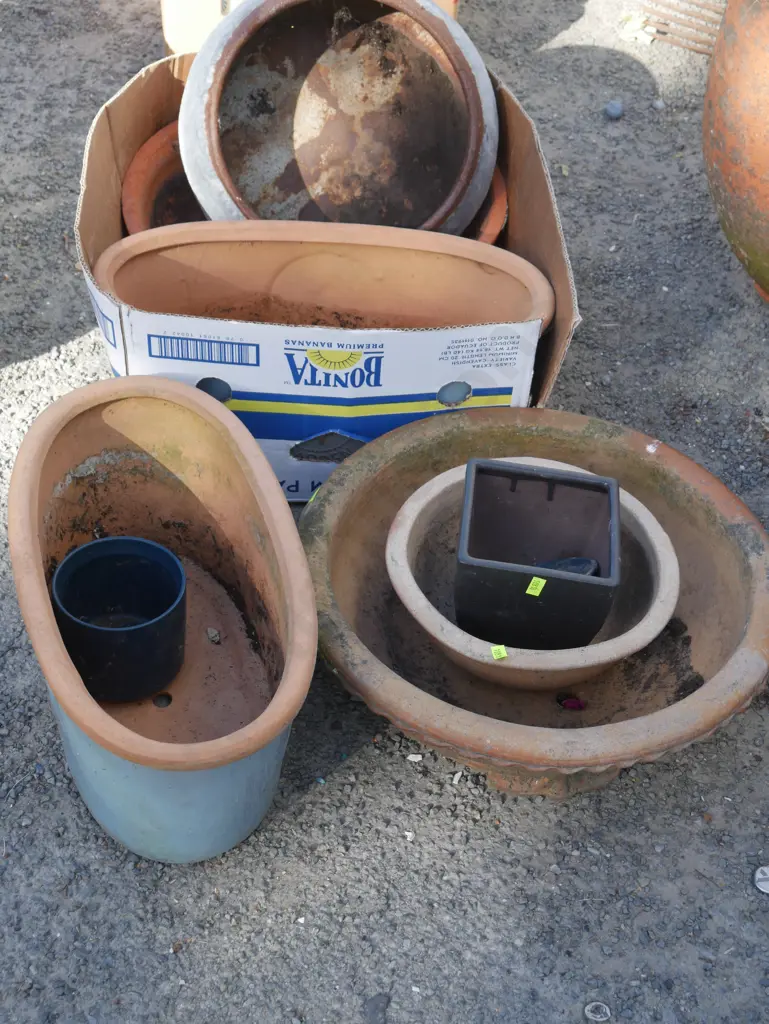 Assorted plant pots Image 1++