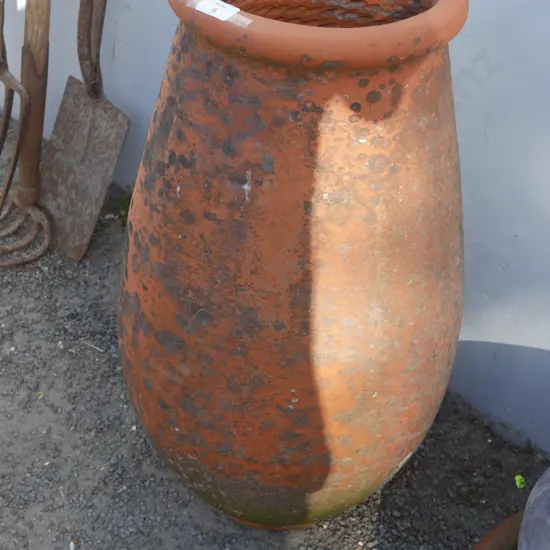Burrelli plant pot
