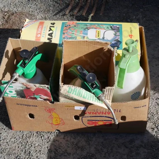 Garden sprayers