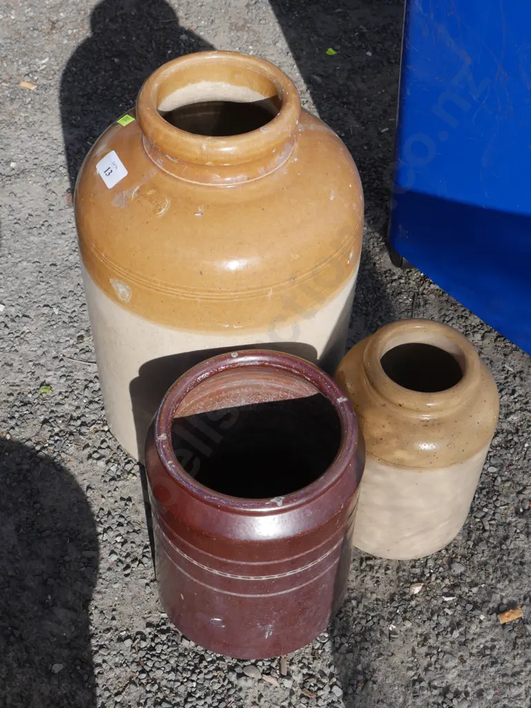 Pottery crocks Image 1++