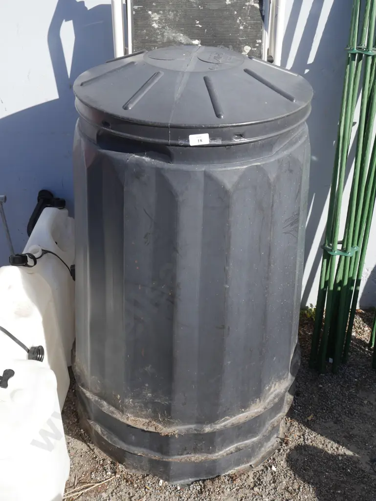 Compost bin Image 1++