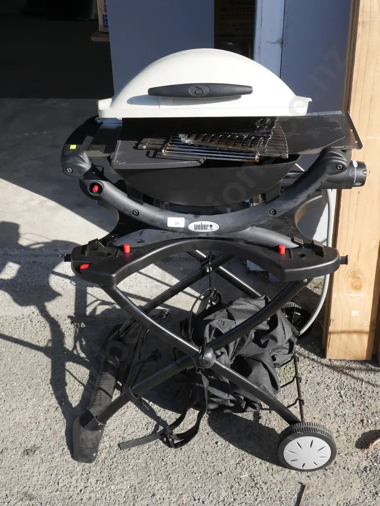 Weber BBQ & gas bottles Image 1++