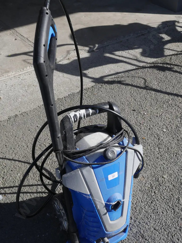 Water blaster Image 1++