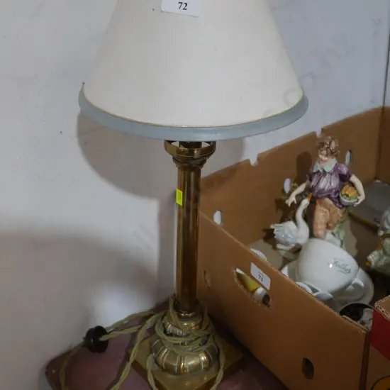 Table lamp