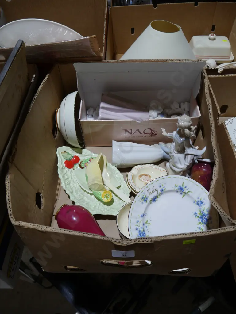 Figurines, China Image 1++