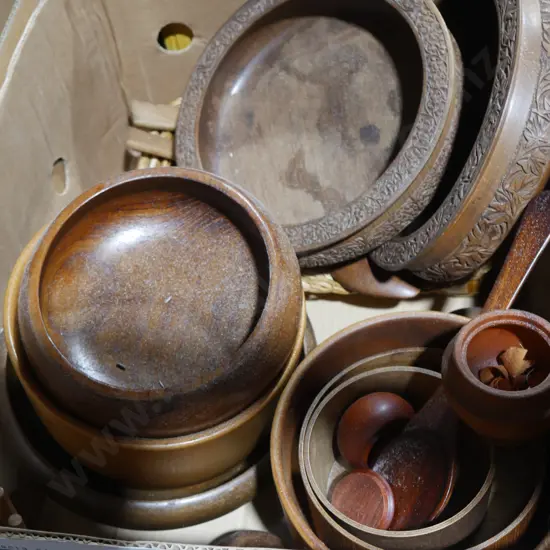 Assorted wooden items