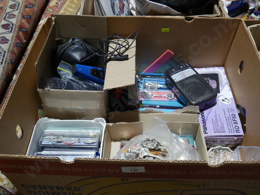 Souvenir spoons etc Image 1++