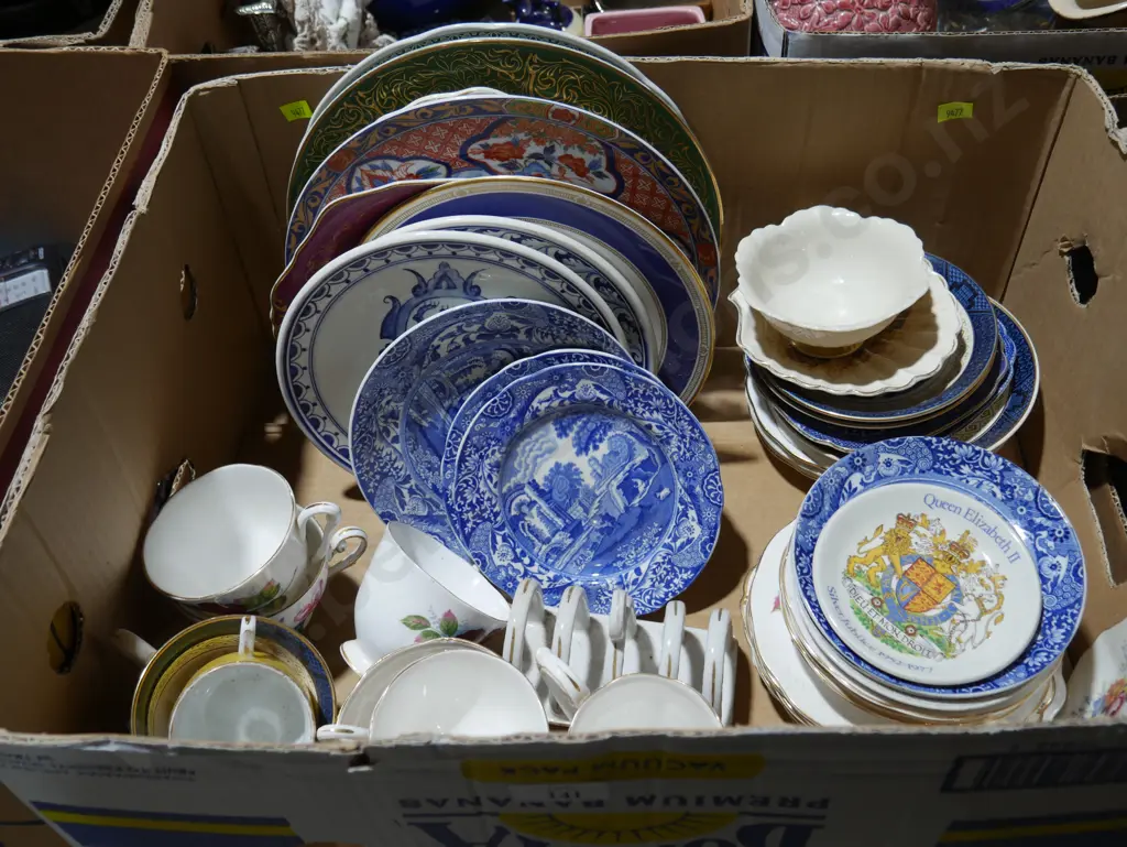 Assorted china Image 1++