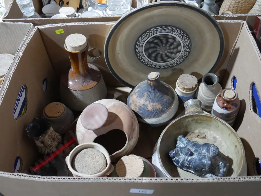 Assorted pottery Image 1++