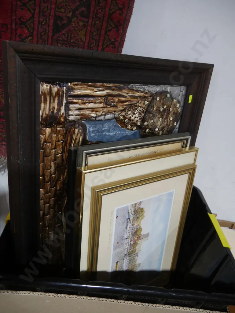 Assorted art Image 1++