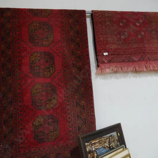 Hand knotted hallrunner and rug