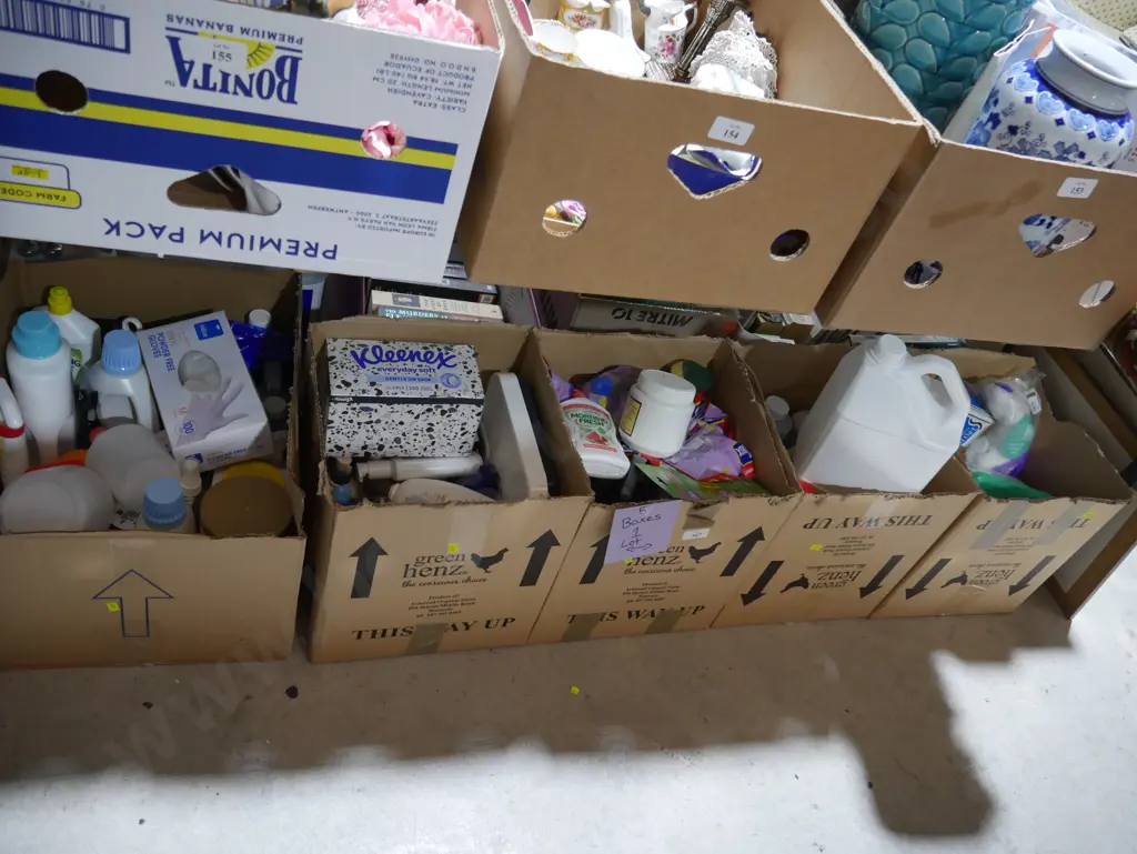 Five boxes of cleaning items etc Image 1++